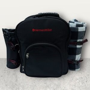 Herman‎ Miller Picnic at Ascot Backpack Set for 4 with Blanket and Wine Holder